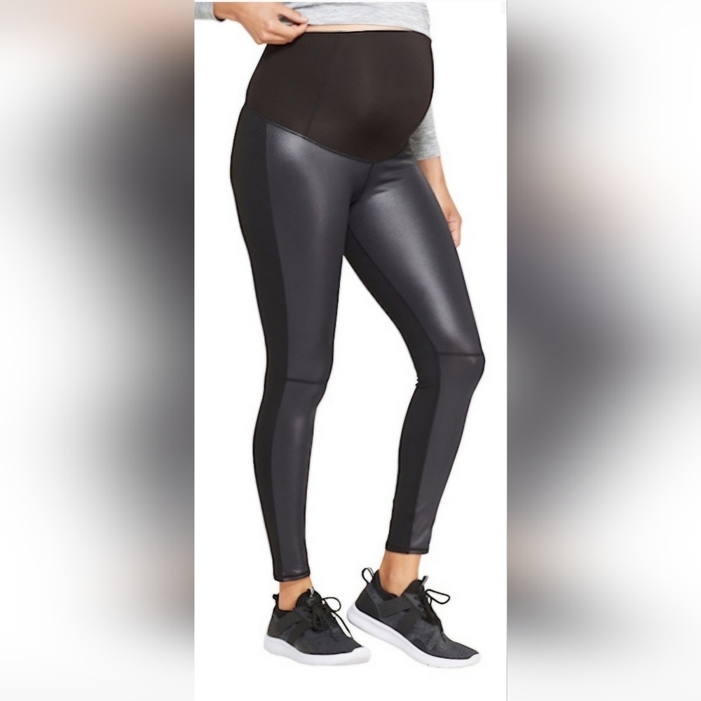 Ingrid and Isabel Faux Leather Maternity Leggings Black Comfy Pregnancy. Medium